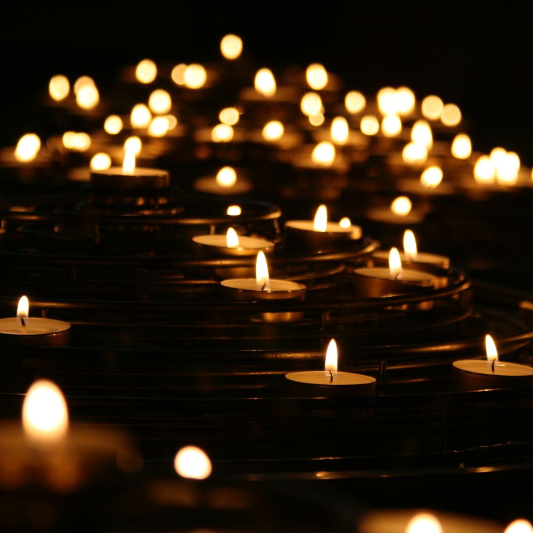Candles lit for funeral ceremony 